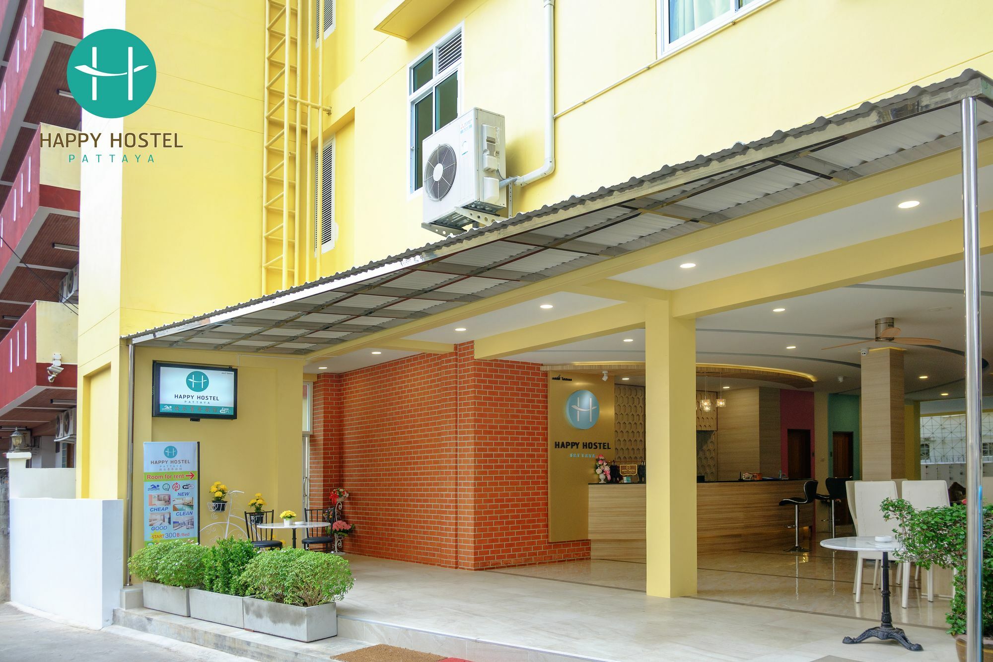 Happy Hostel Паттайя Экстерьер фото